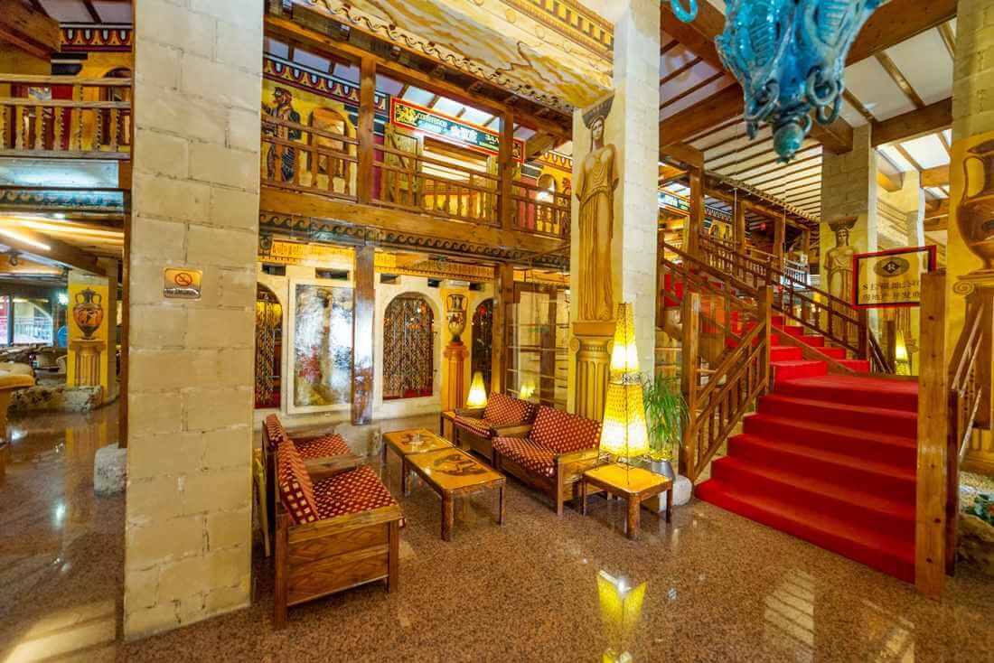 roman hotel lobby sitting area