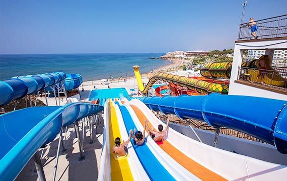 acapulco-water-park-cyprus-2.jpg