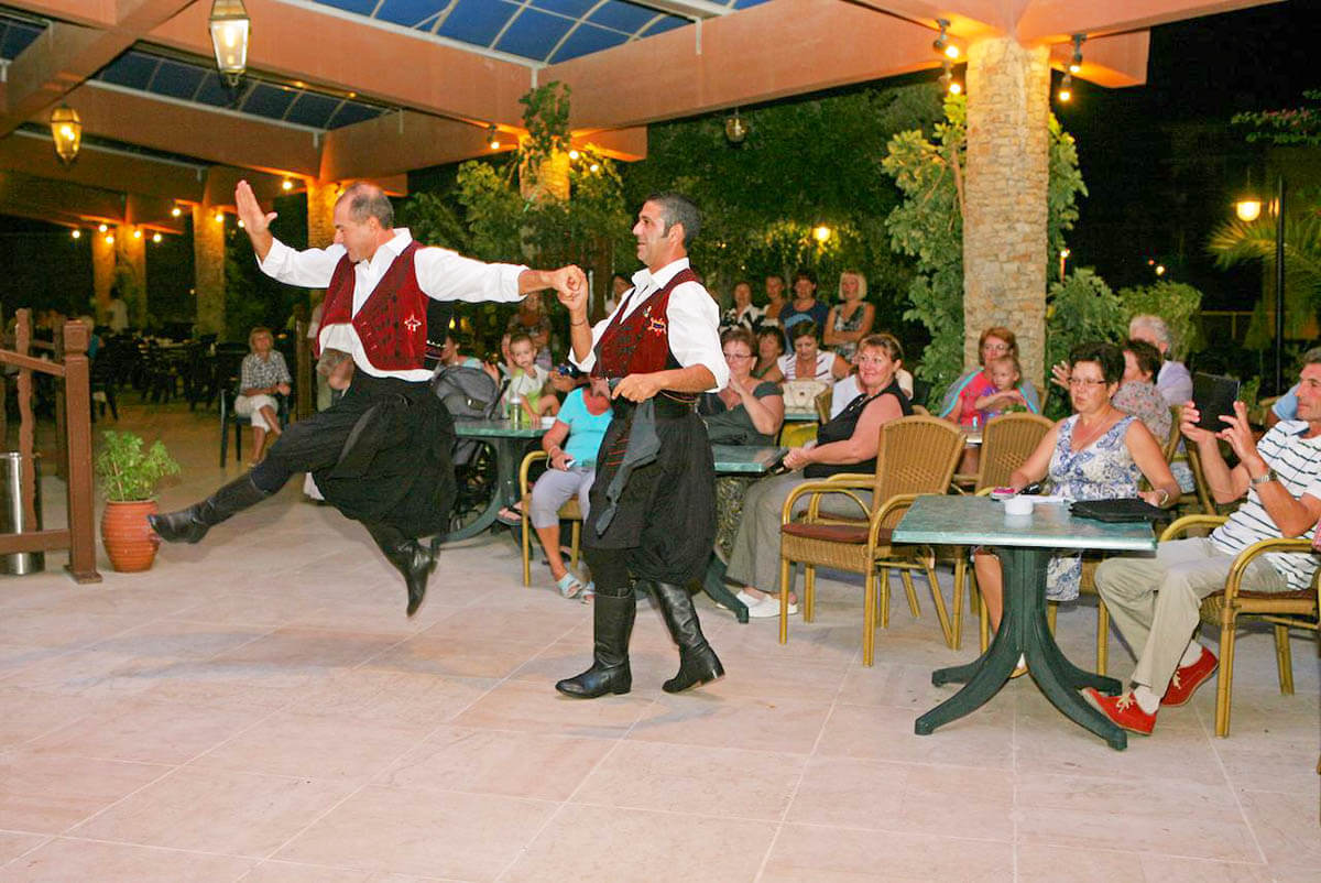 navarria hotel cyprus entertainment