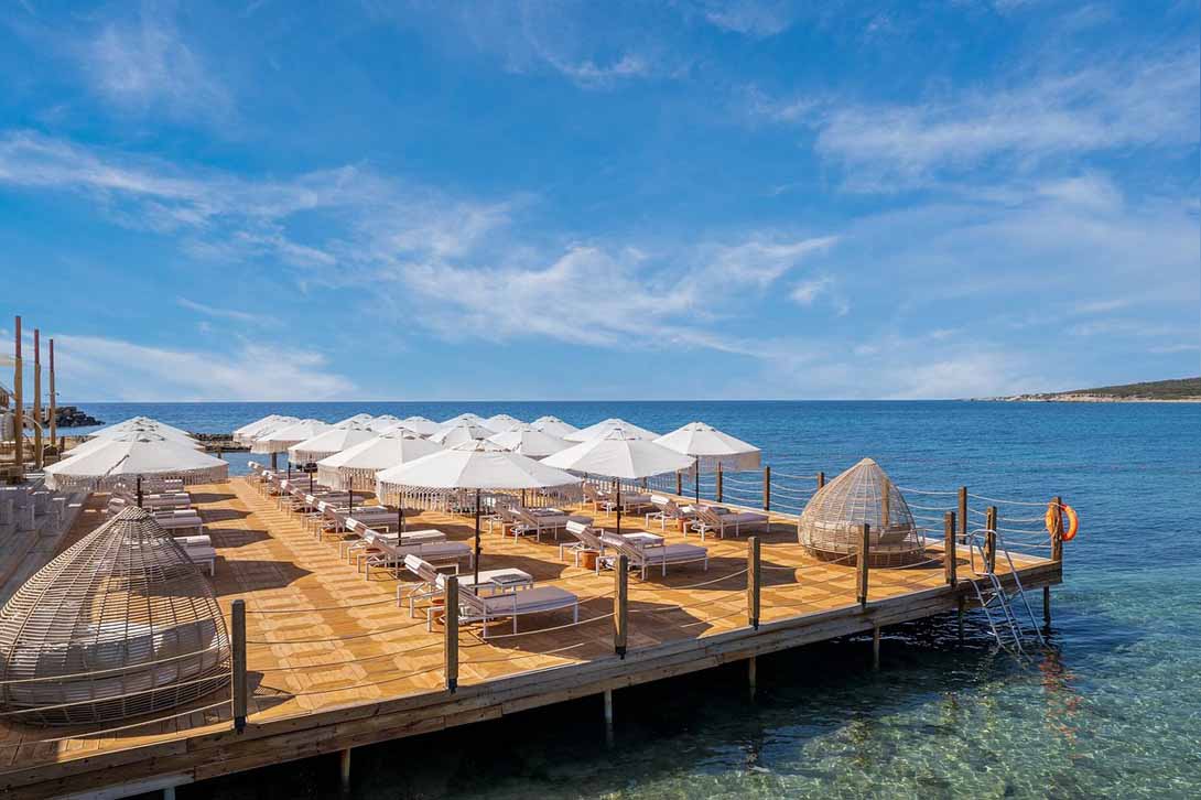 28 blue sea open sunbed view karpaz