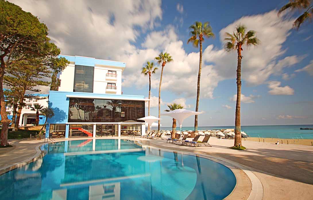 Arkin Palm Beach Hotel