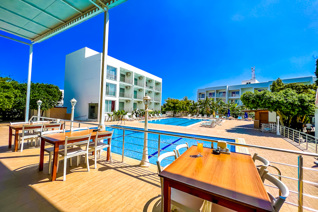 Bars & Restaurants