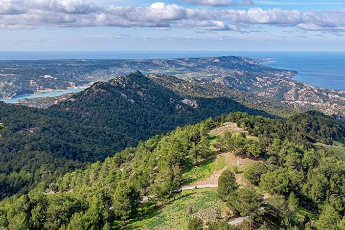 kyrenia-mountain-range-cyprus.jpg