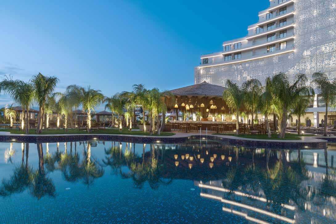 Grand Sapphire Resort
