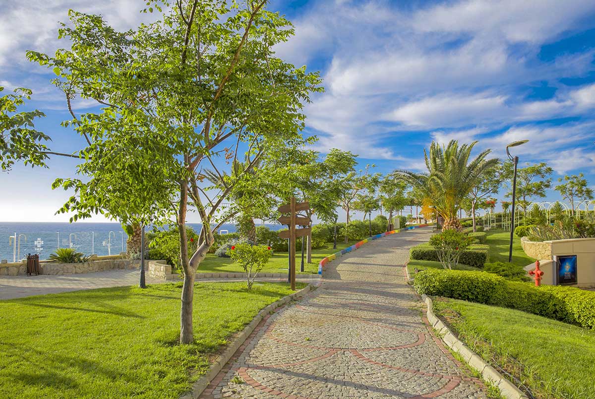 merit park hotel garden cyprus