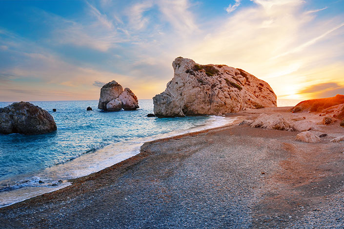 aphrodite-rocks-cyprus