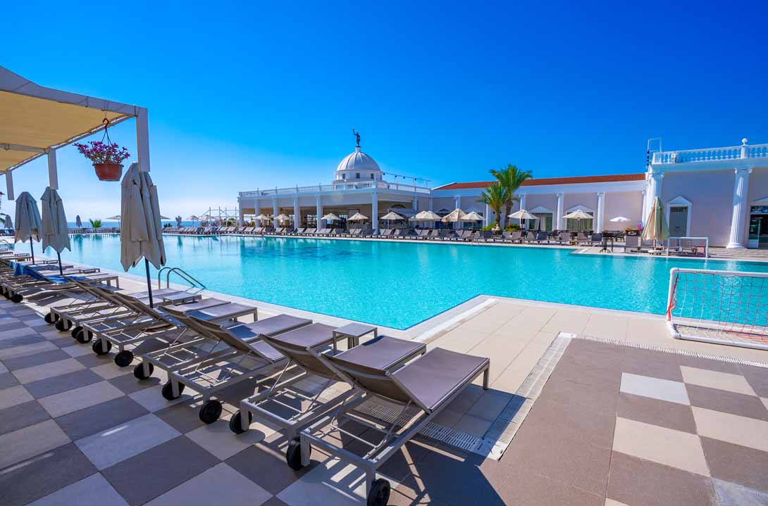 kaya artemis outdoor pool