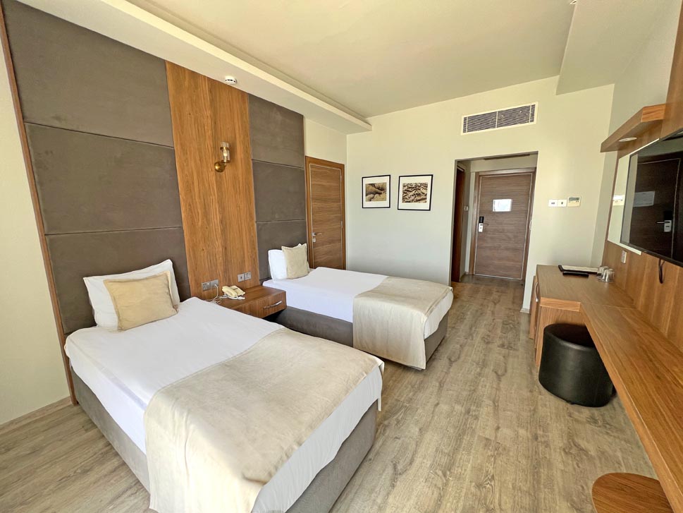 Hotel Room with Seaview 