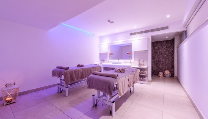 asterias hotel massage spa center