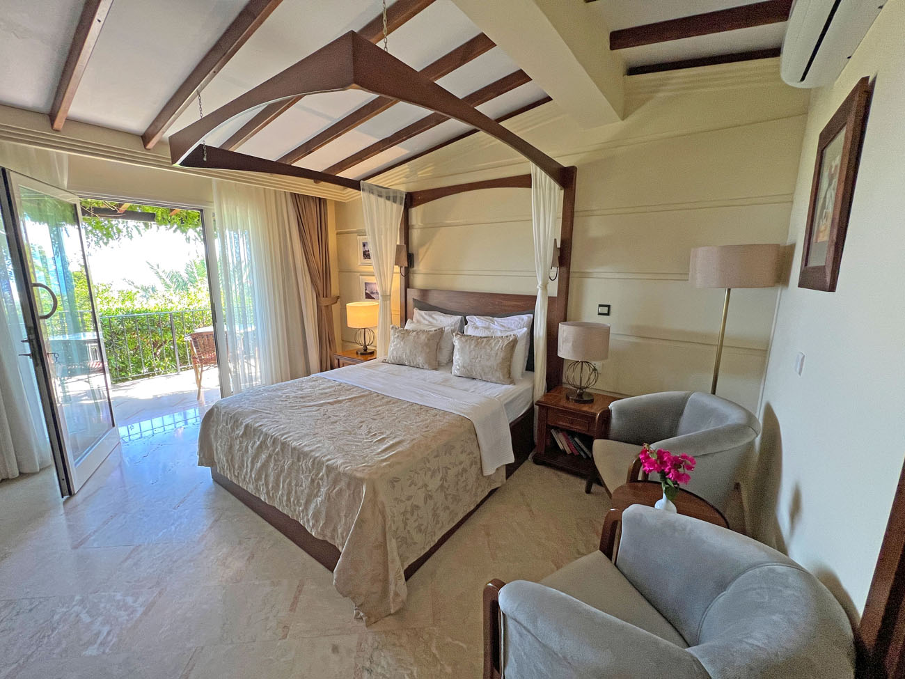 Bellapais Gardens Hotel