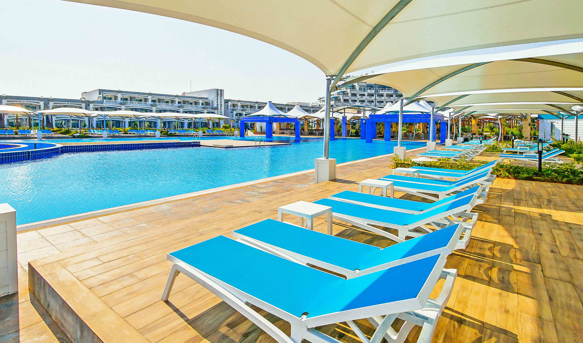 11 limak deluxe outdoor pool bafra famagusta