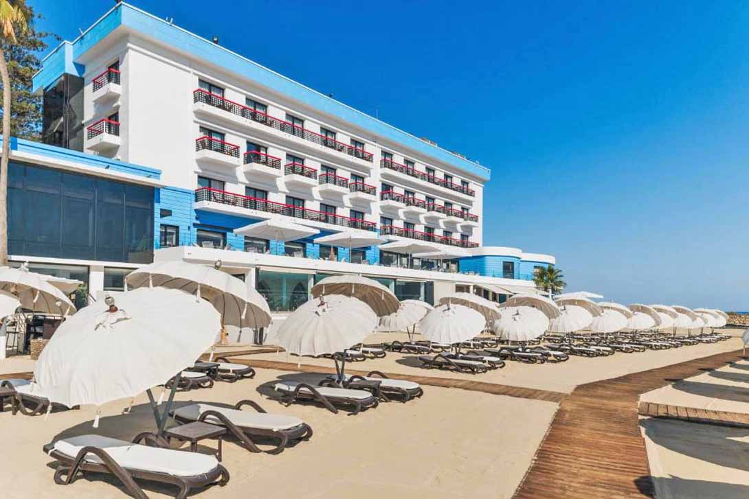 Arkin Palm Beach Hotel