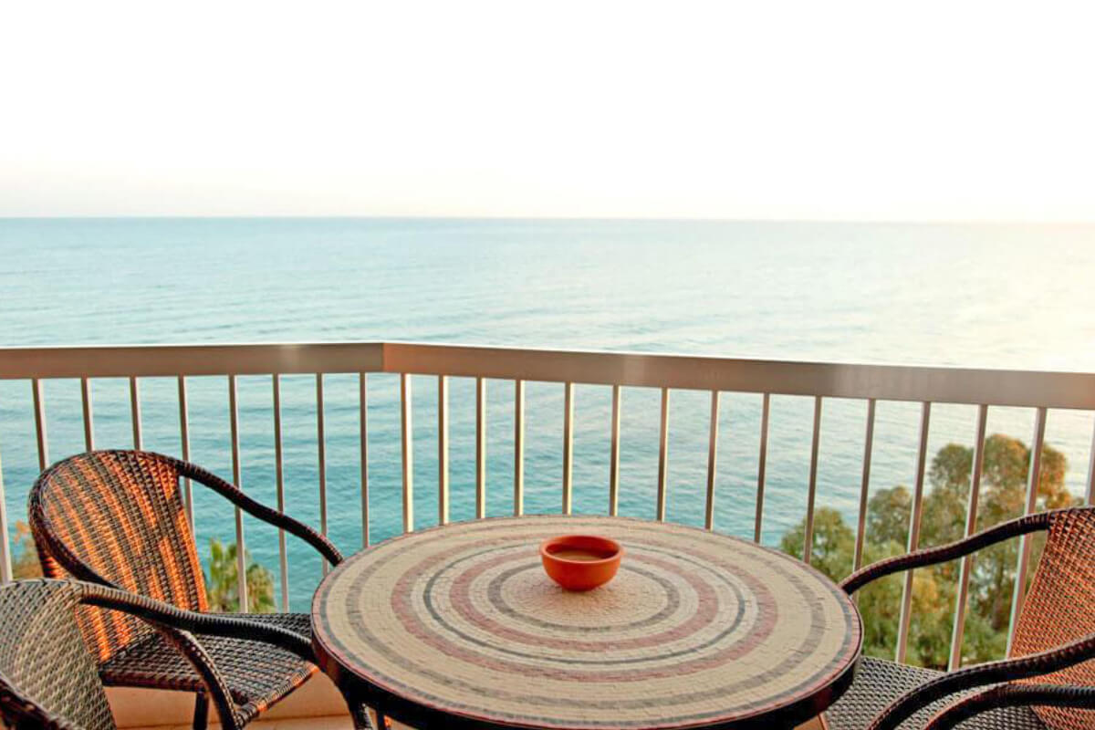 6-Poseidonia Beach Hotel Balcony