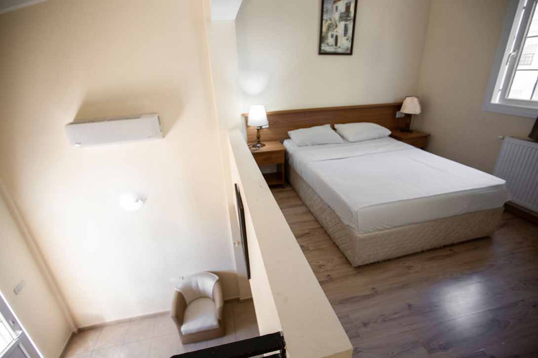 Holiday Village Room 
