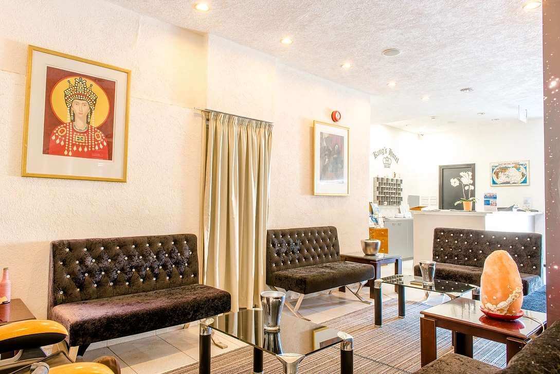 kings hotel lobby area