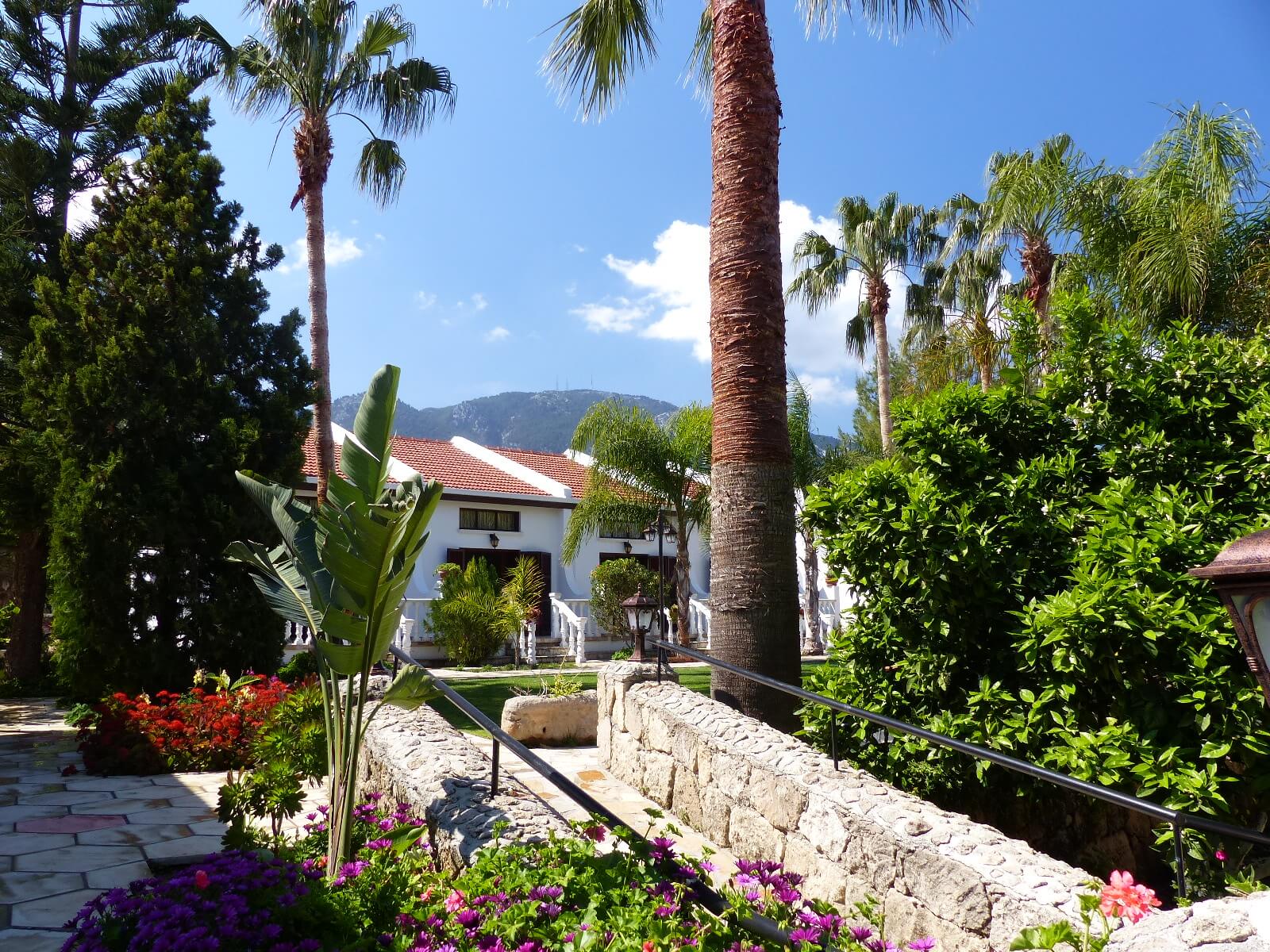 Almond Holiday Village