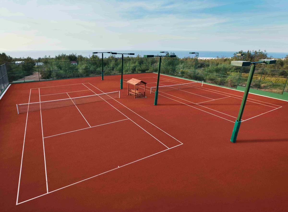 Tennis