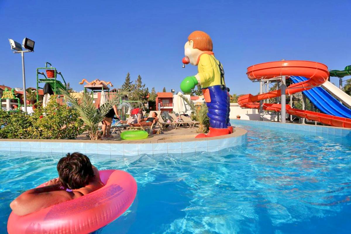 Aqua Sol Holiday Village