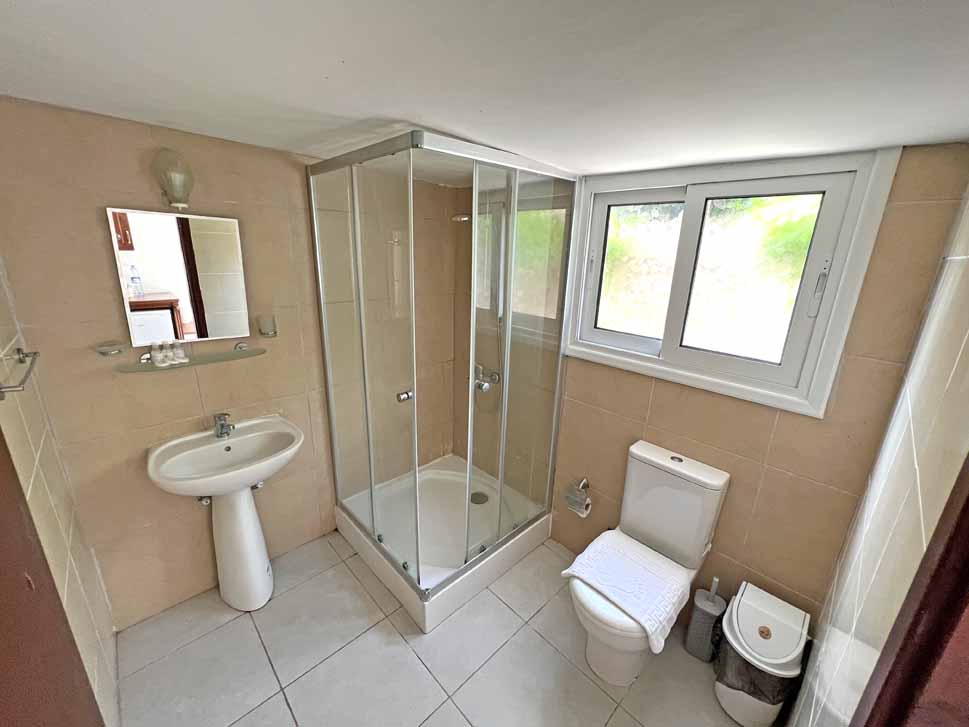 Holiday Village Room 