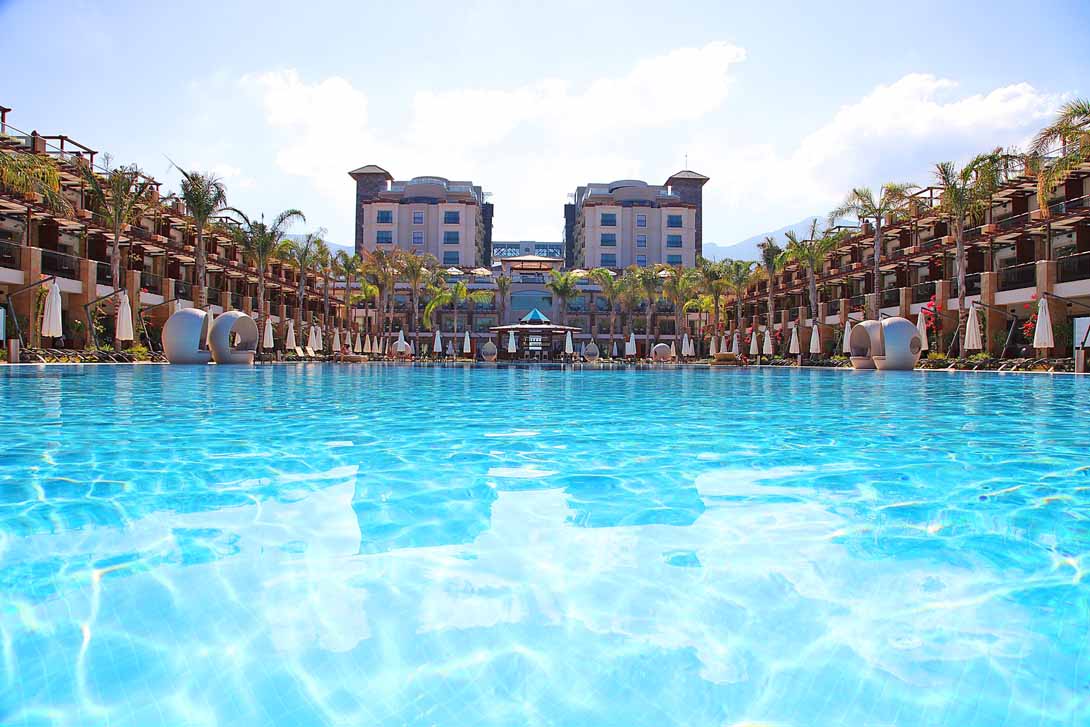 cratos hotel pool view kyrenia