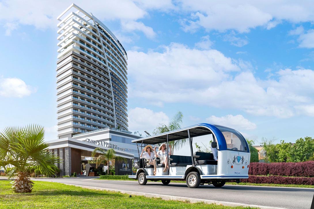Grand Sapphire Resort