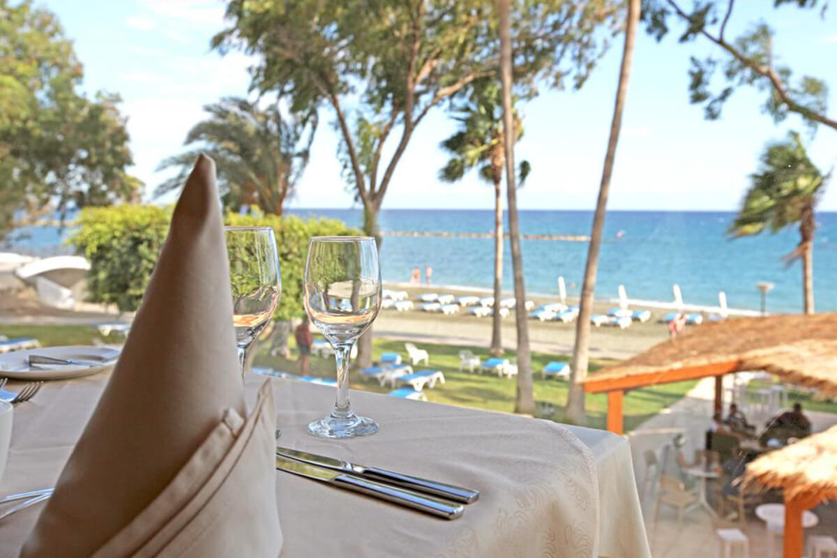 23-Poseidonia Beach Hotel Restaurant Terrace