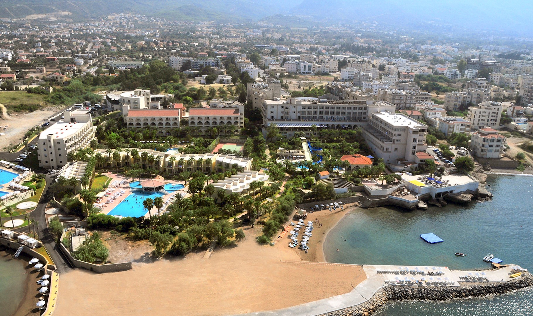 oscar resort hotel