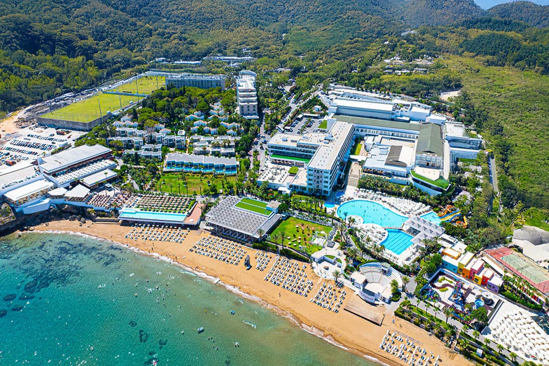 98 acapulco resort full hotel with seaview