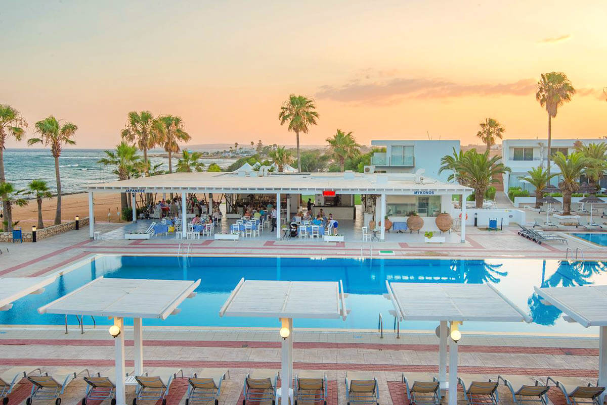 Dome Beach Hotel