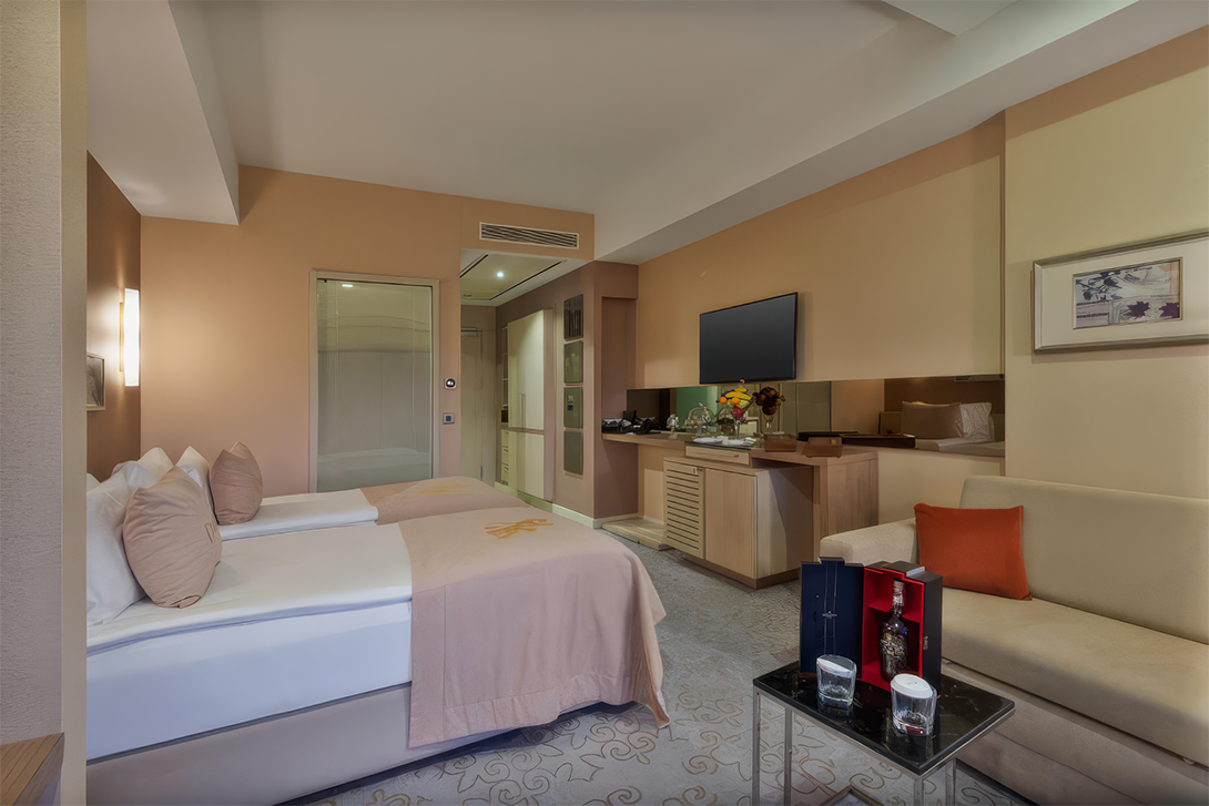 Cratos hotel double bed Standard Room