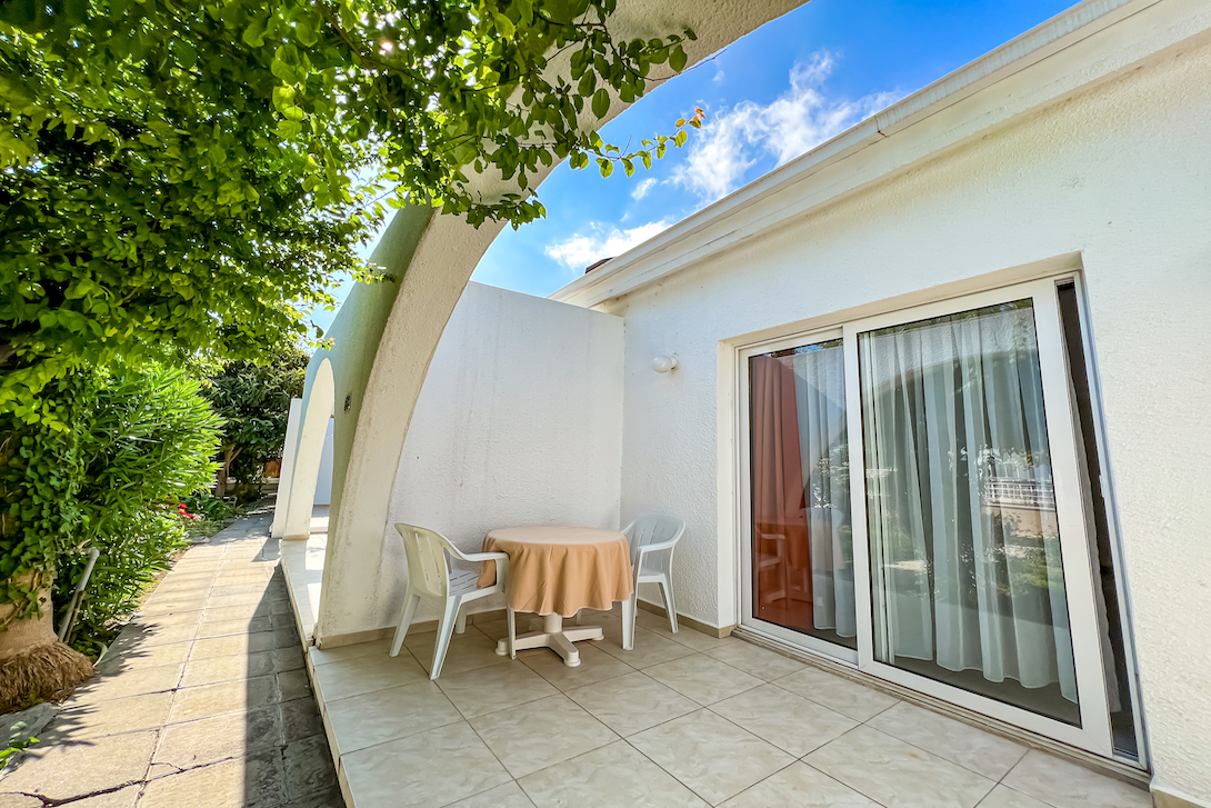 Holiday Village Room 