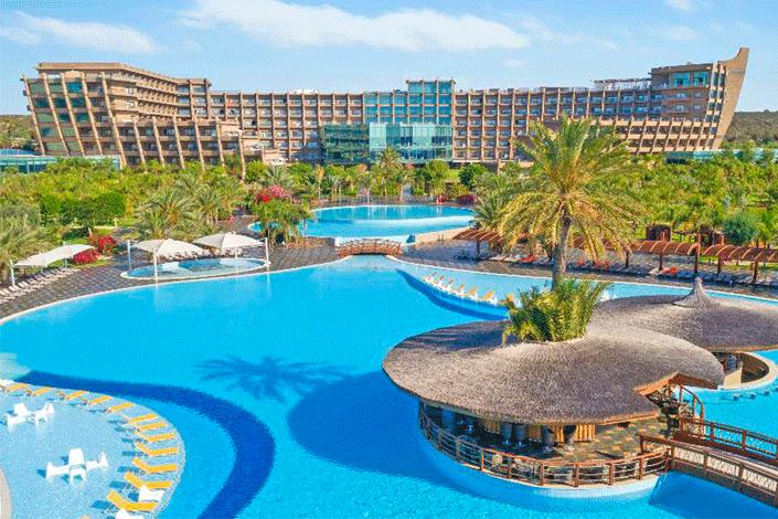 noahs-ark-deluxe-hotel.gif