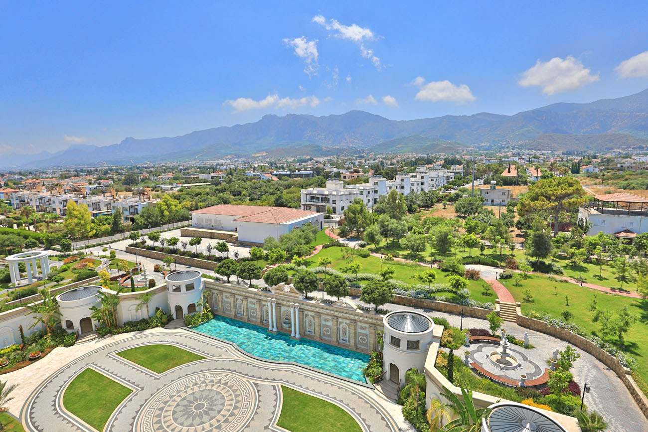 The Diamond Hidden Suites