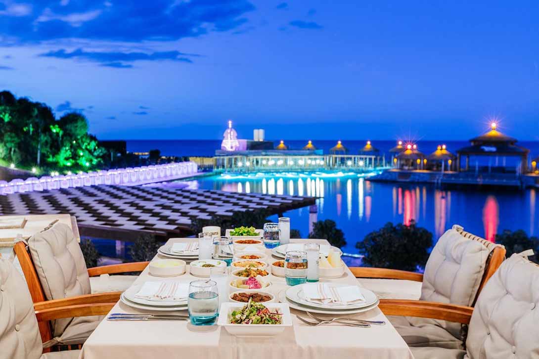cratos hotel restaurent kyrenia