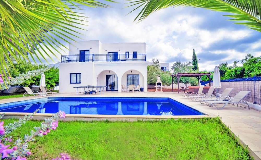 azzuro luxury holiday cyprus