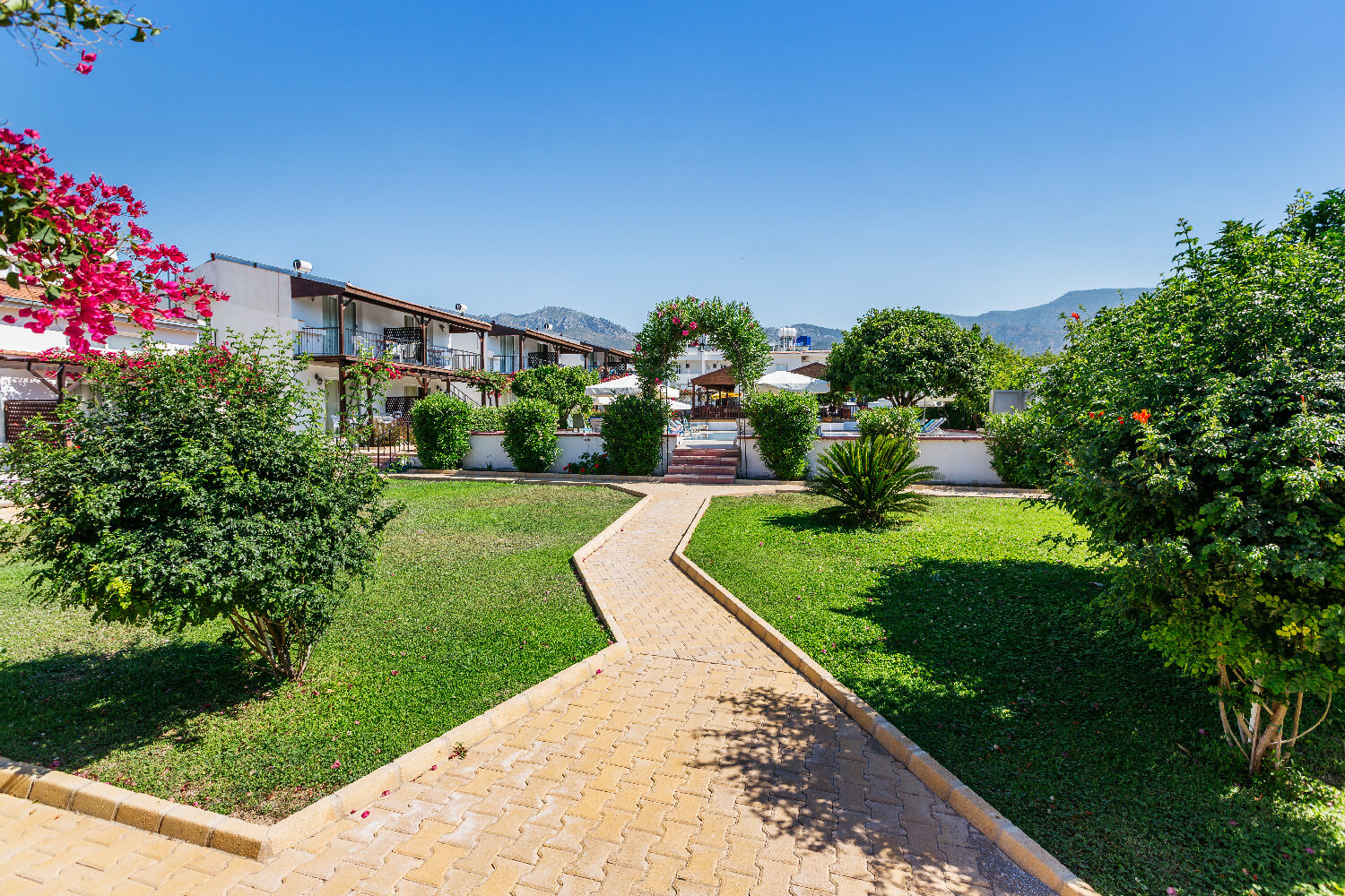 Citrus Tree Gardens Hotel