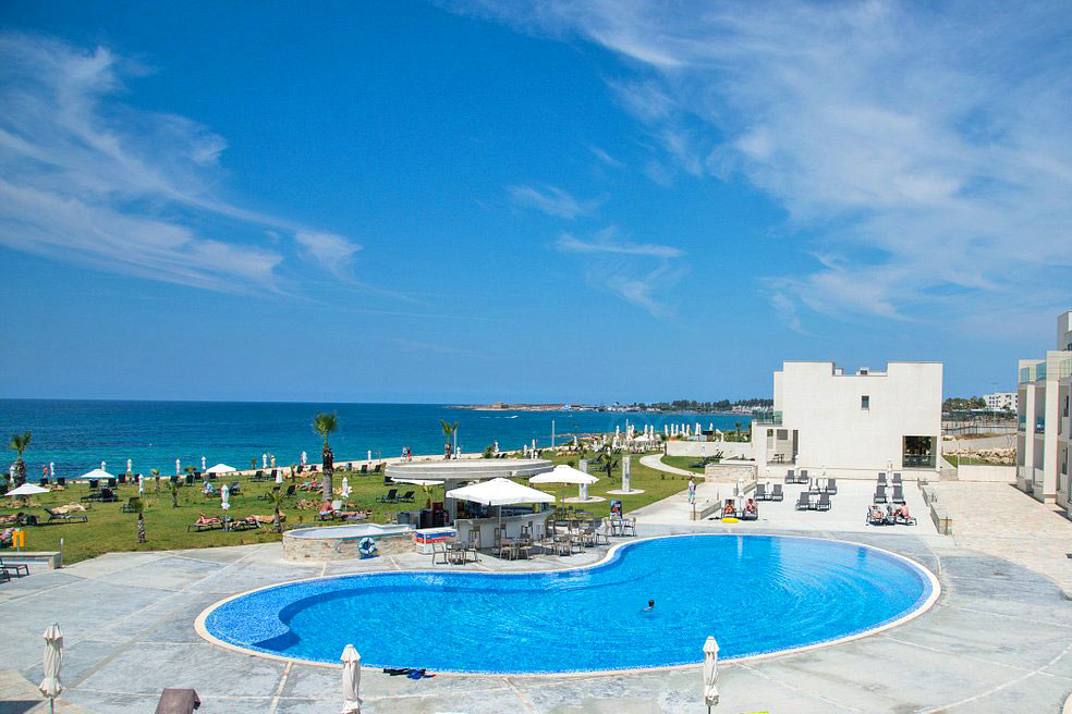 5 amphora hotel pool cyprus