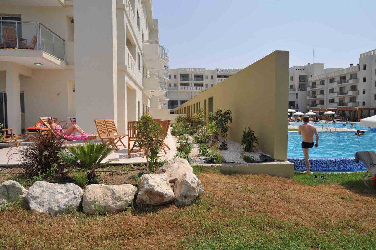 capital coast resort gardens