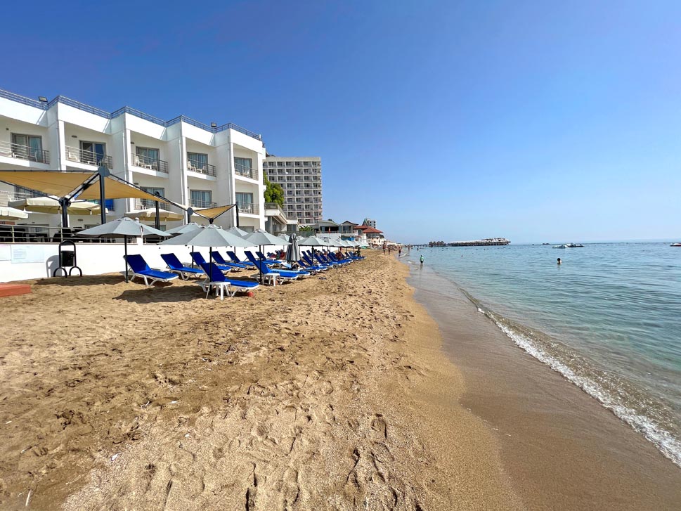 Mimoza Beach Hotel