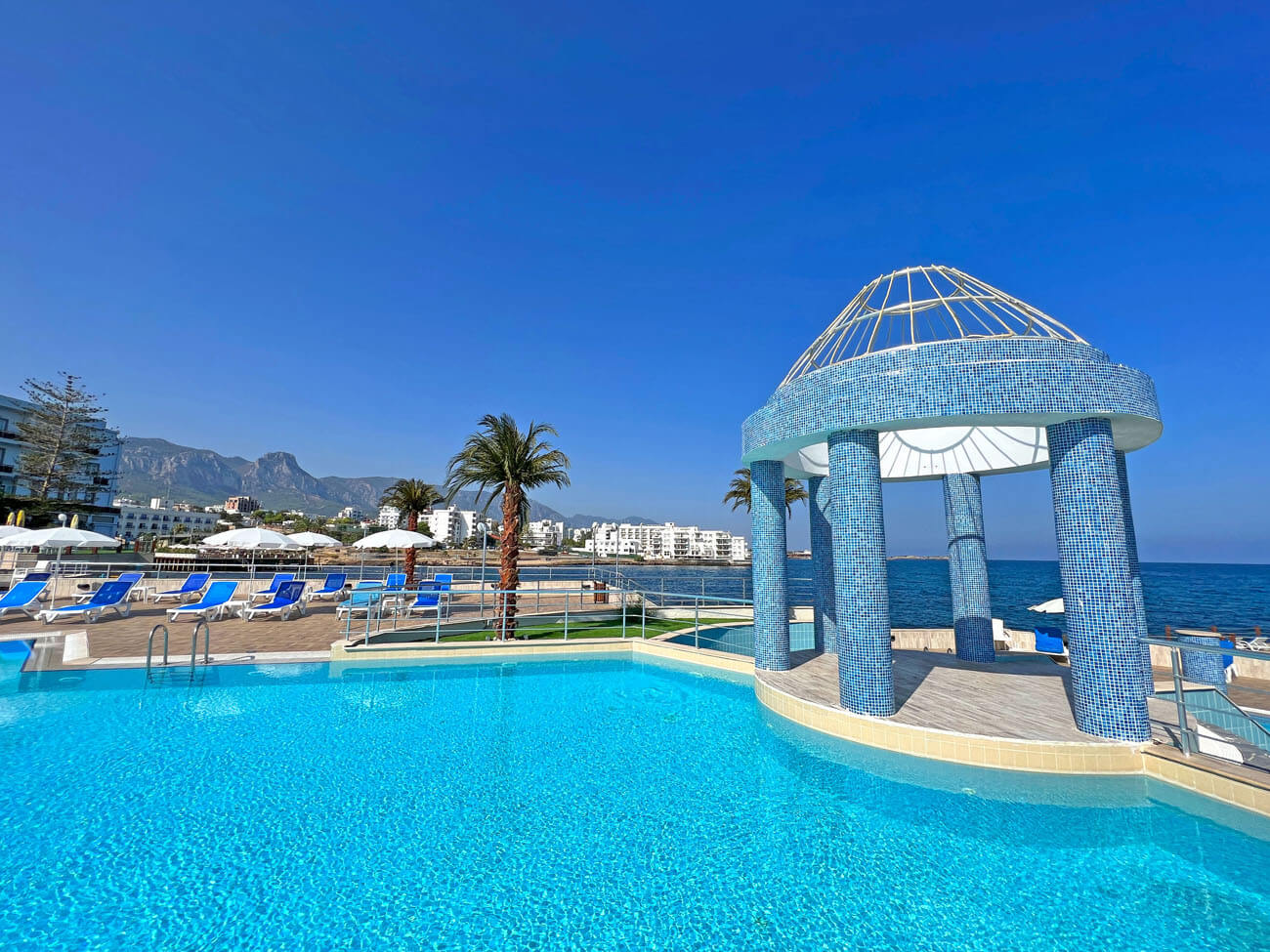 Dome Hotel