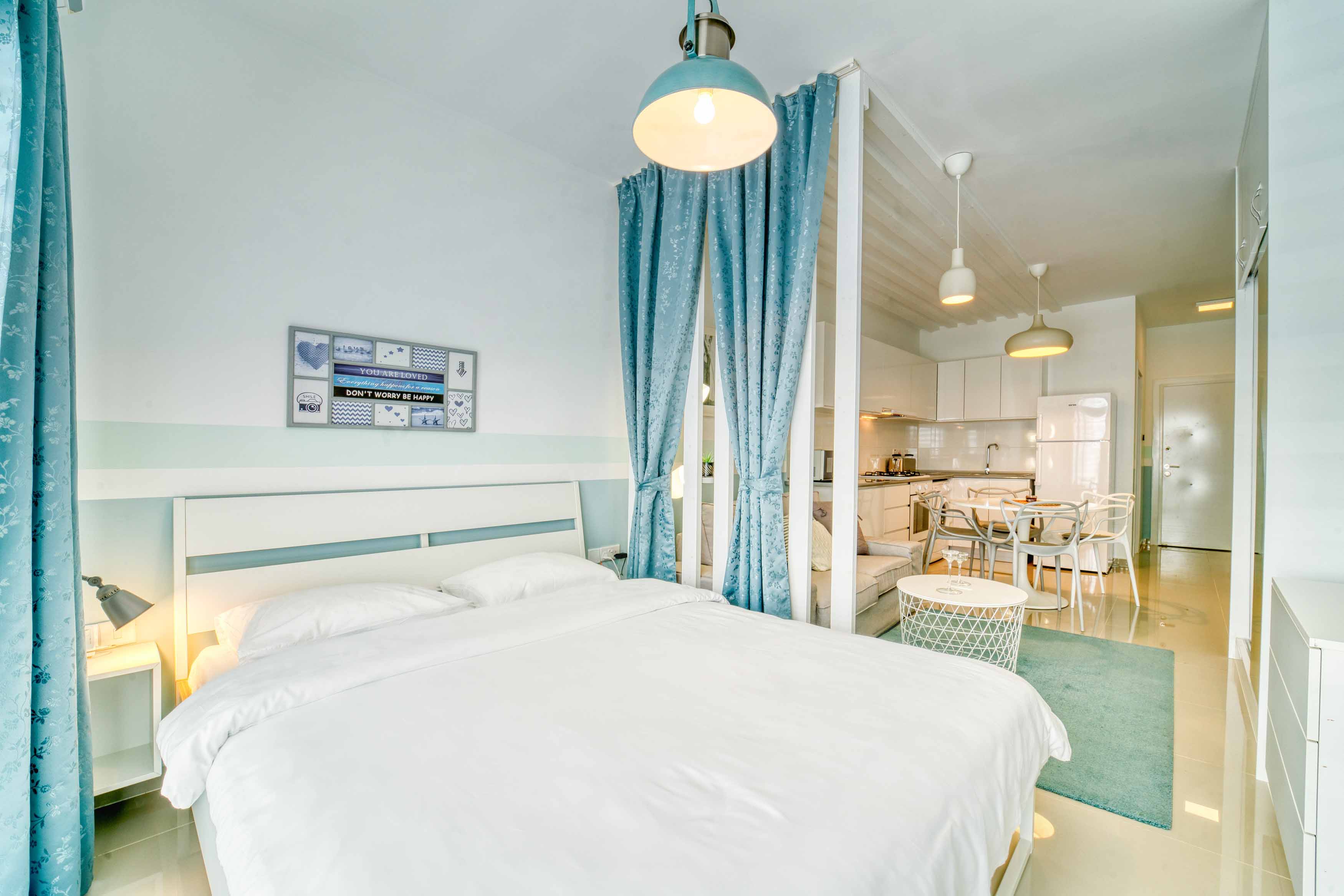 studio bedroom area caeser