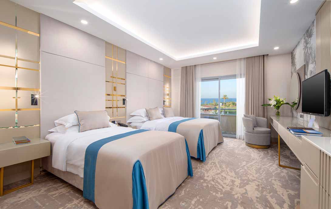 twin room merit park kyrenia