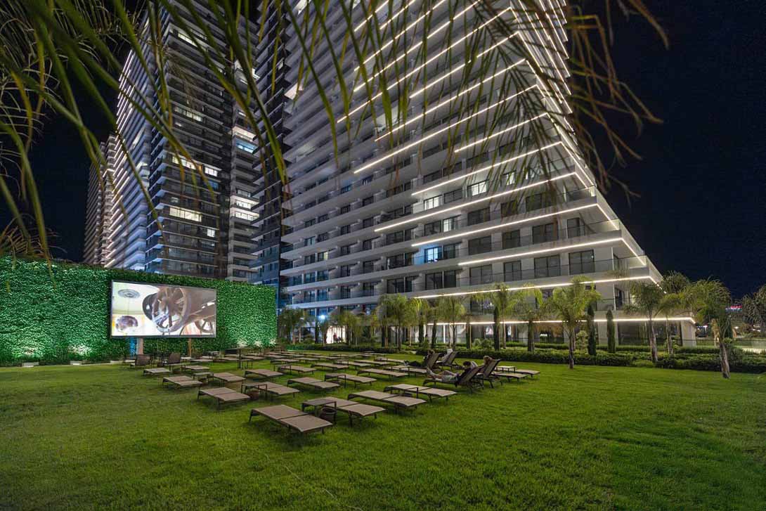 Grand Sapphire Resort
