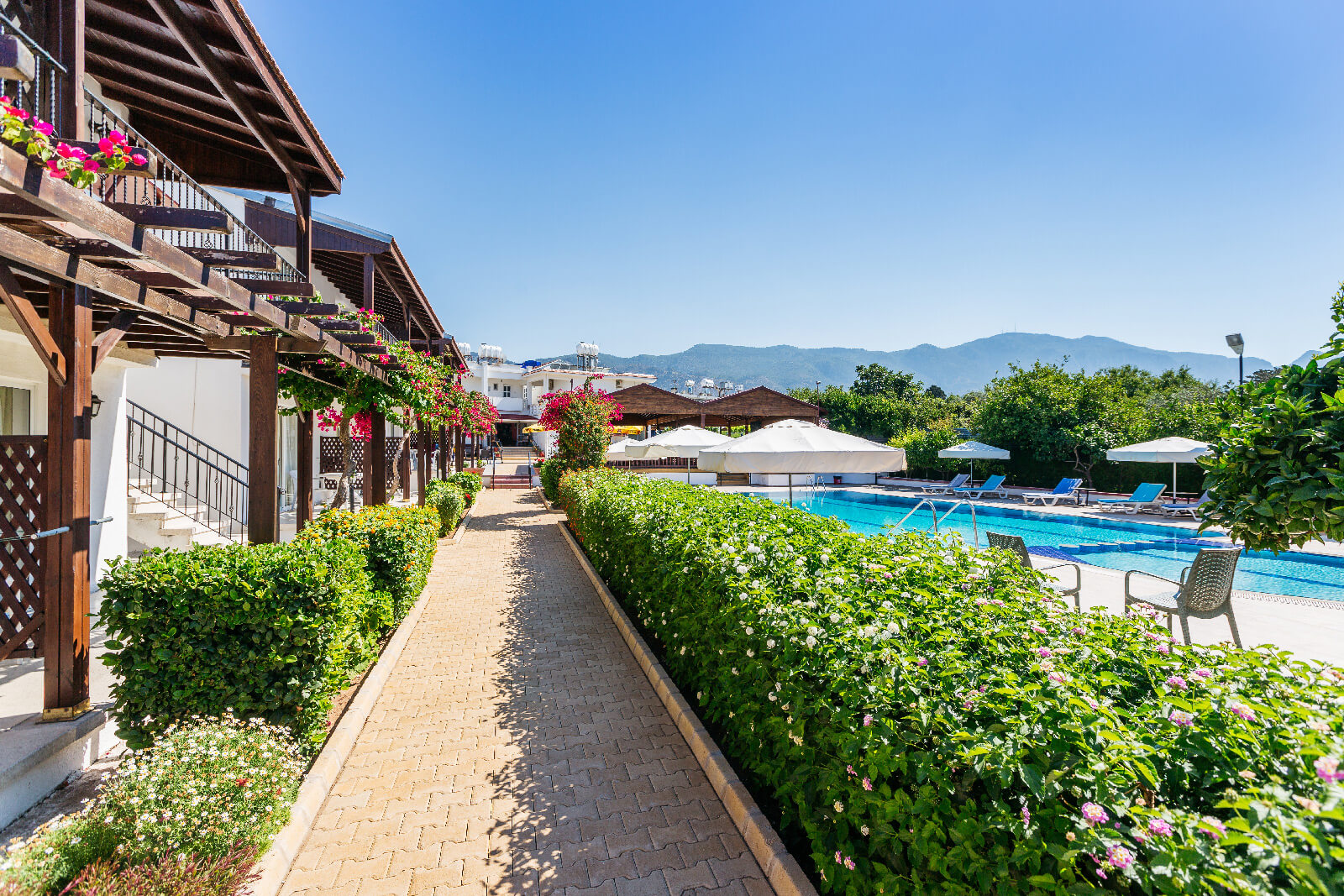 Citrus Tree Gardens Hotel