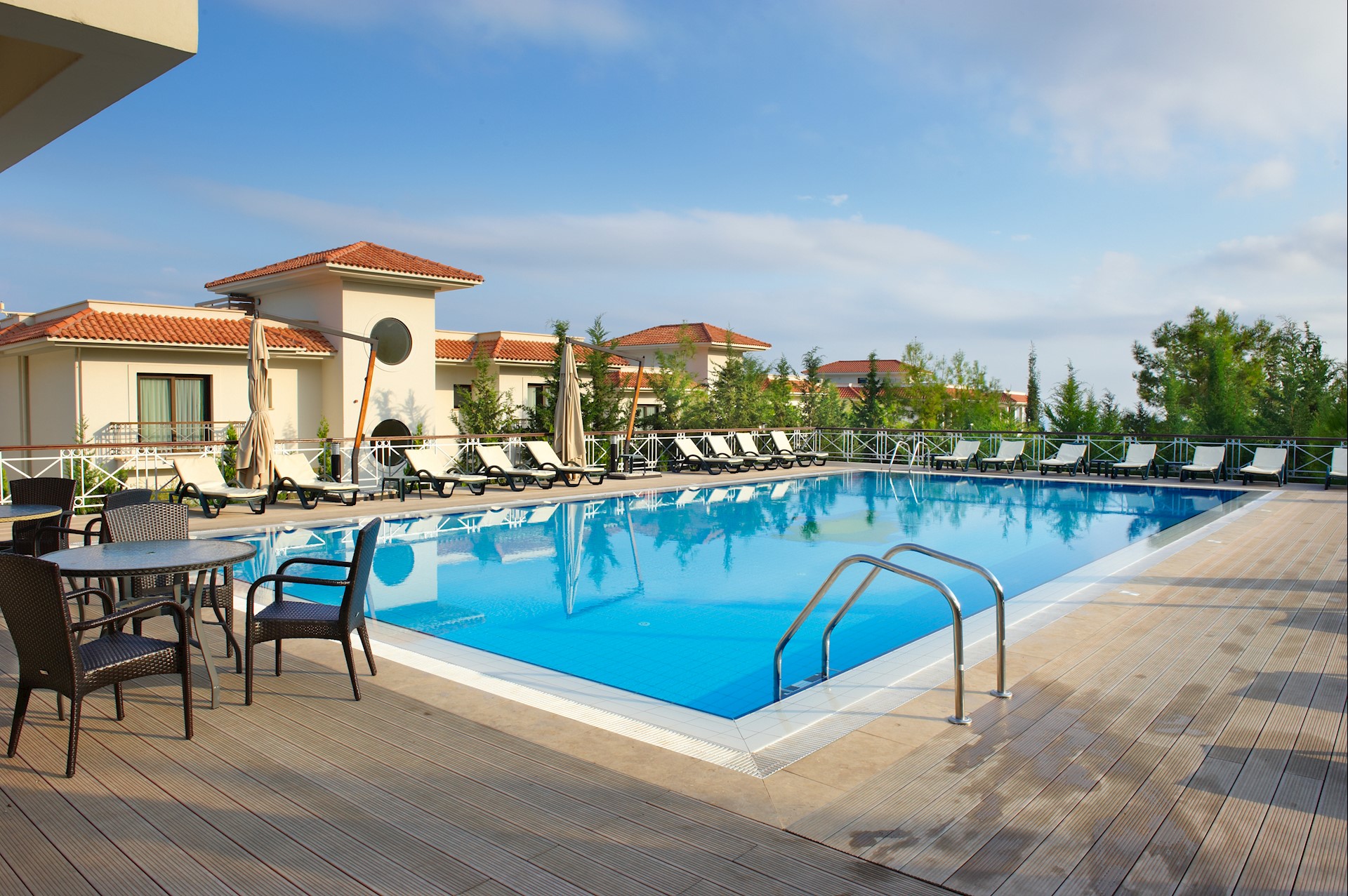 korineum spa beach swimming pool