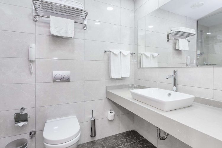 Salamis Garden Room Bathroom