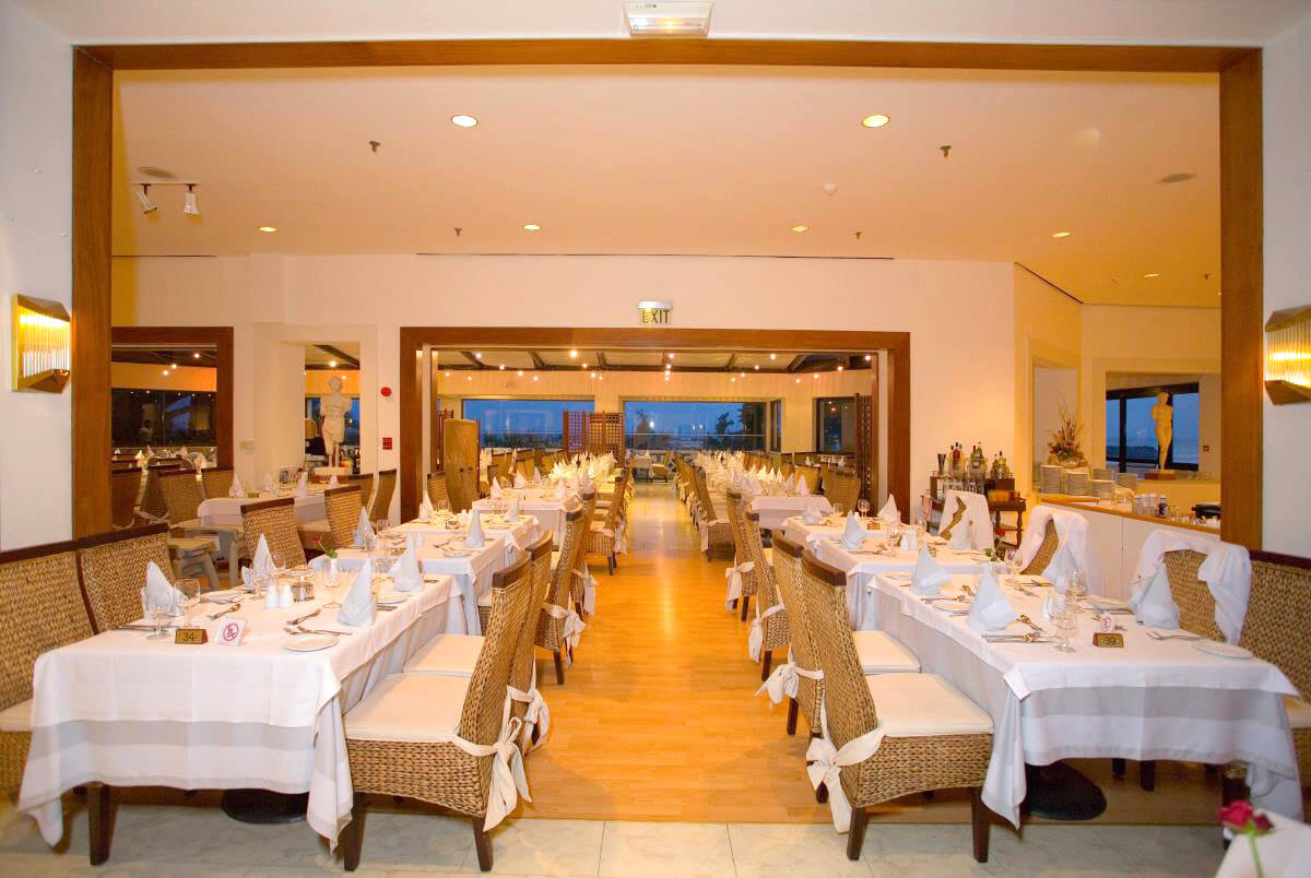 st.raphael hotel palladium restaurant