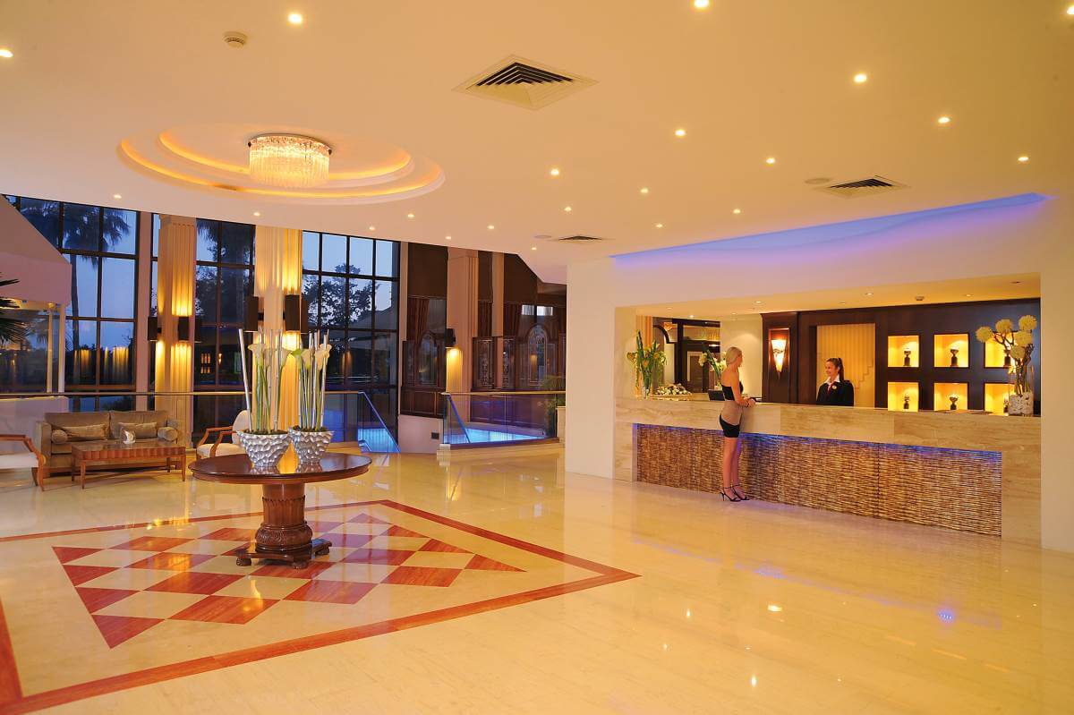 elias beach hotel reception