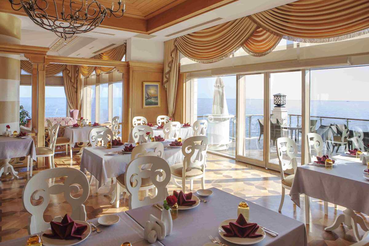 Merit Royal Hotel