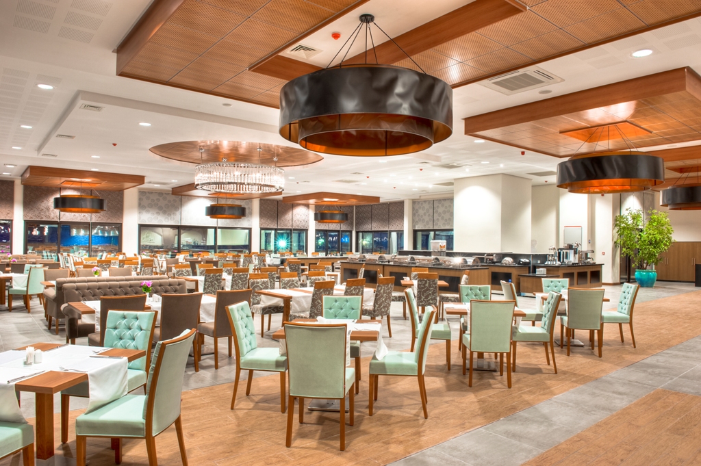 korineum kyrenia resort restaurant